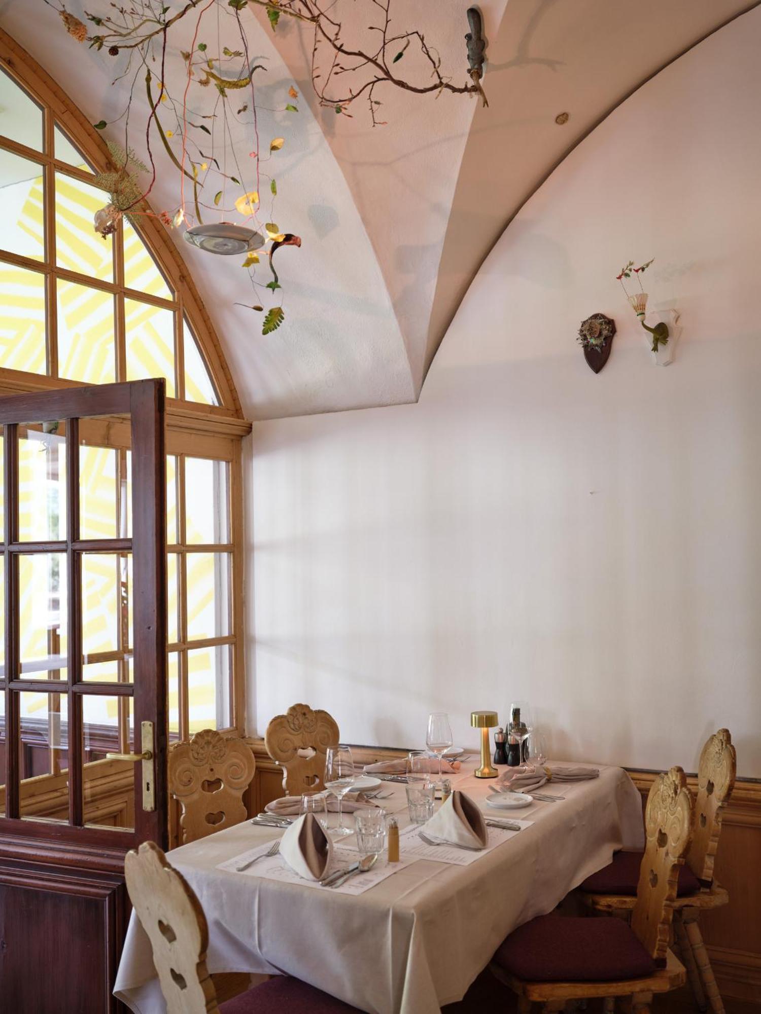 Hotel Castell Цуоц Экстерьер фото