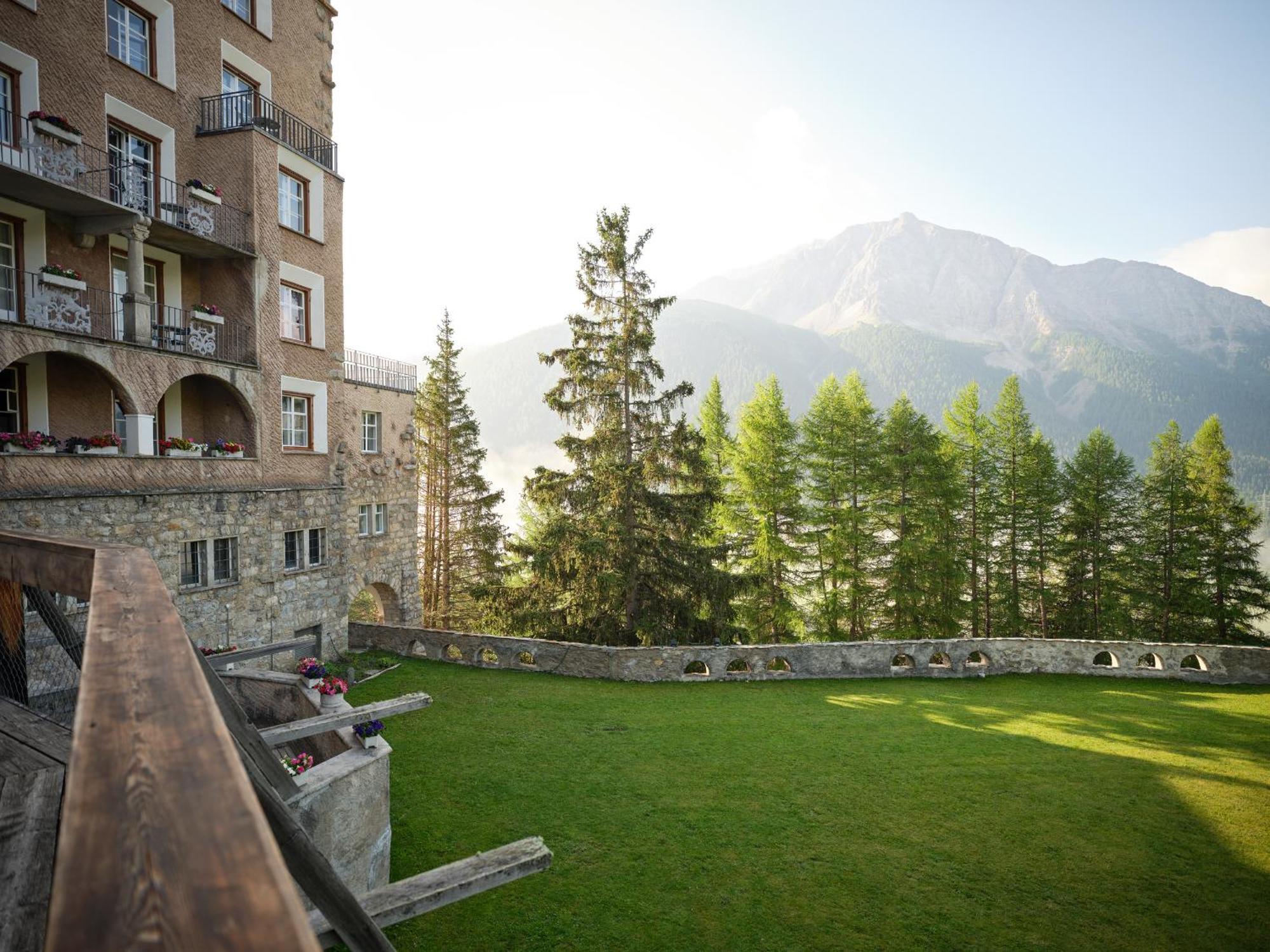 Hotel Castell Цуоц Экстерьер фото